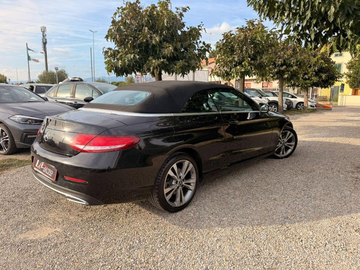 Mercedes-Benz Classe C Cabrio 220 d Cabrio Premium (12)