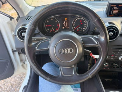 Audi A1 1.6 TDI 105 CV Ambition (10)