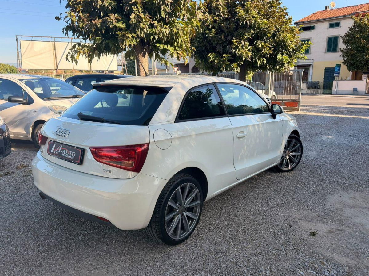 Audi A1 1.6 TDI 105 CV Ambition (3)