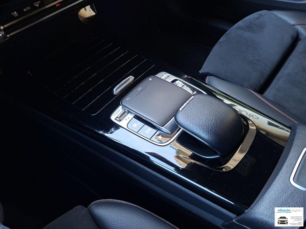 Mercedes-Benz Classe A 180 d Automatic Premium (18)