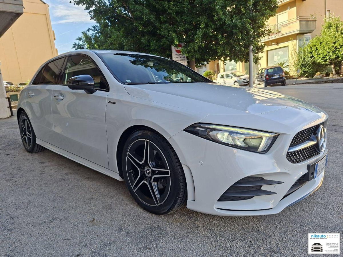 Mercedes-Benz Classe A 180 d Automatic Premium (3)