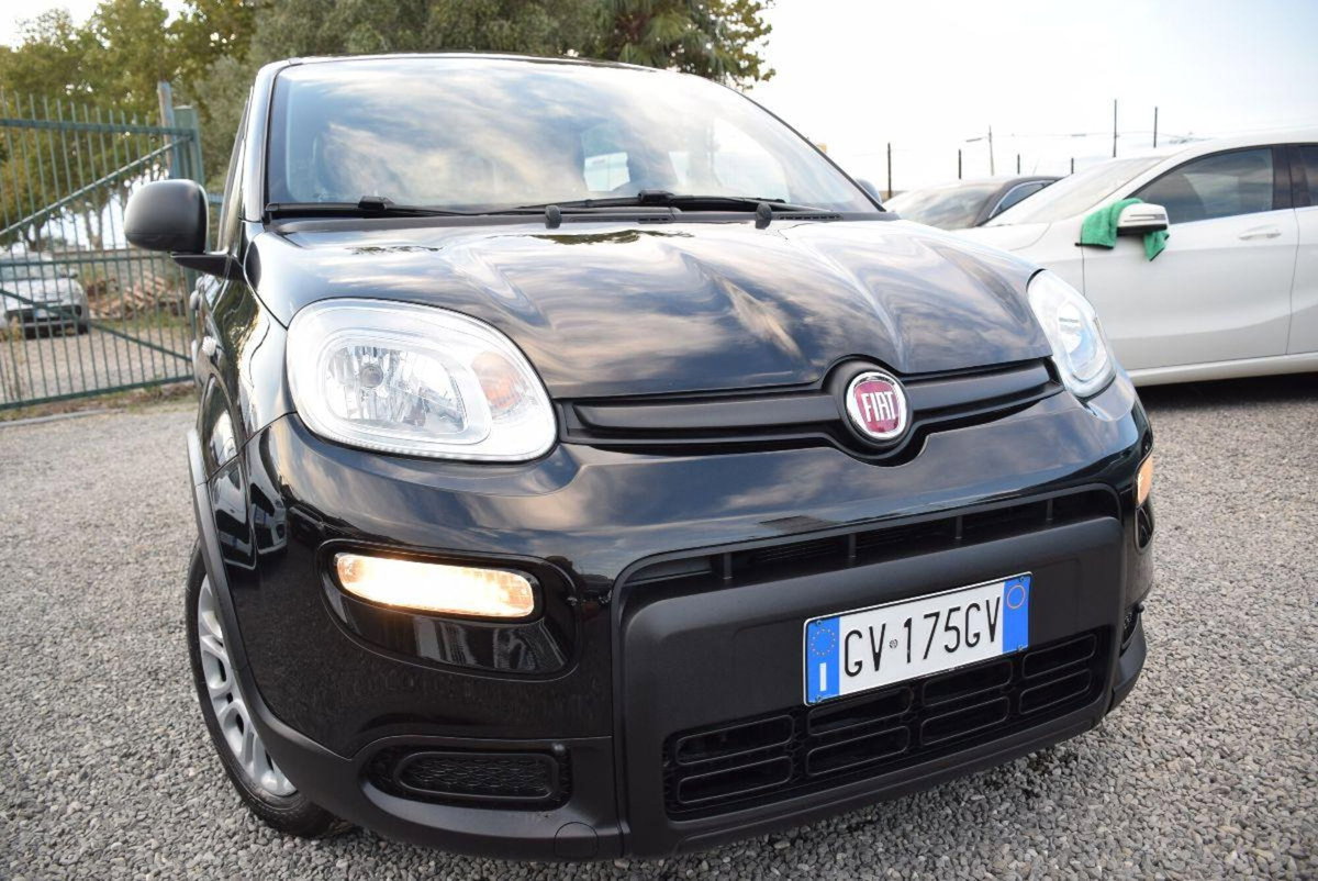 Fiat Panda 1.0 firefly hybrid Pop s&s 70cv