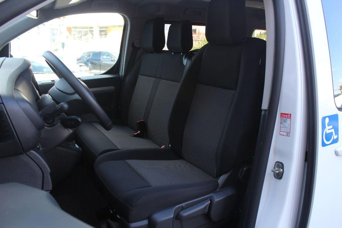 Toyota Proace Verso Verso 2.0D 150 CV L2 D Lounge (11)