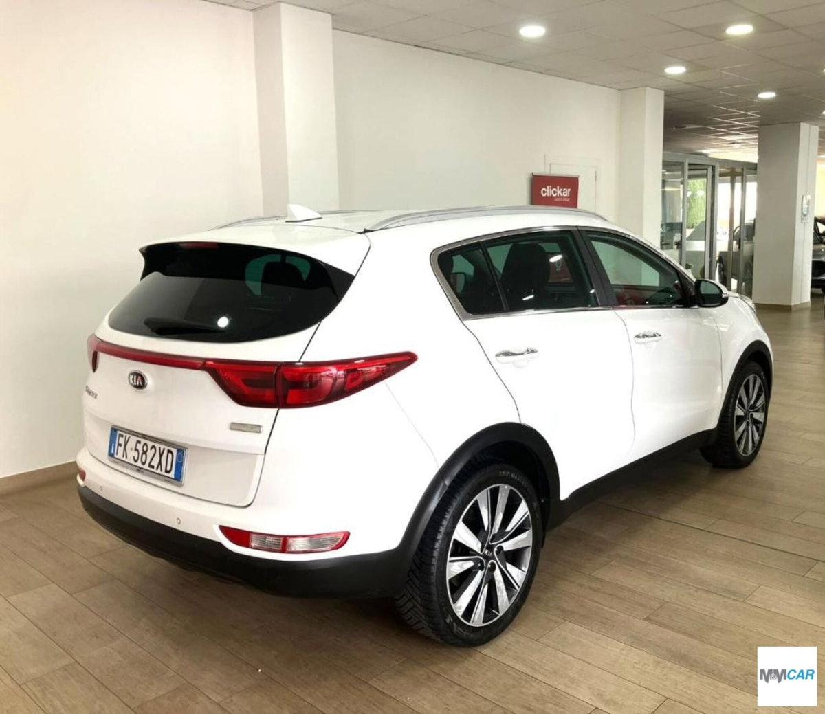 Kia Sportage 1.7 CRDI 141 CV DCT7 2WD Business Class (3)