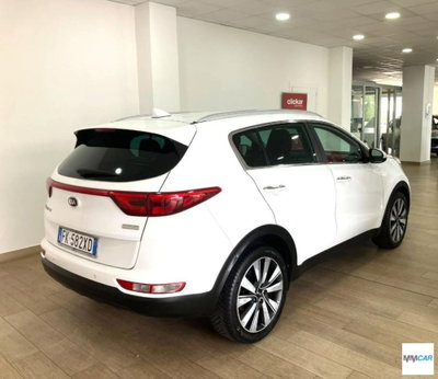 Kia Sportage 1.7 CRDI 141 CV DCT7 2WD Business Class (3)