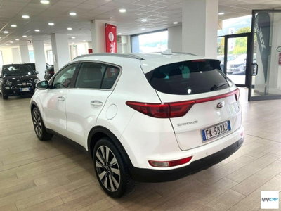 Kia Sportage 1.7 CRDI 141 CV DCT7 2WD Business Class (4)