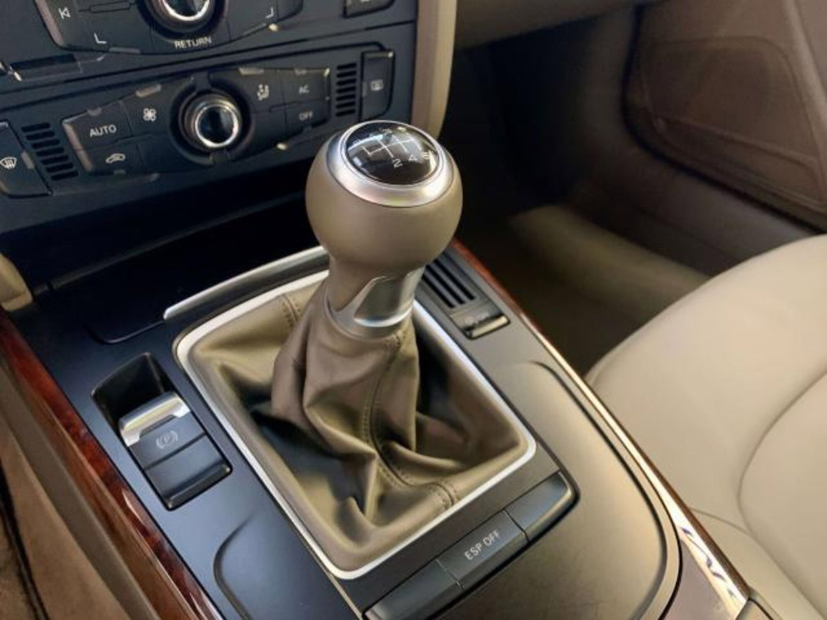 Audi A5 Coupé 2.0 TFSI 211 CV quattro Ambition (12)