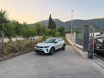 Kia Stonic 1.0 T-GDi 100 CV MHEV iMT GT Line usata