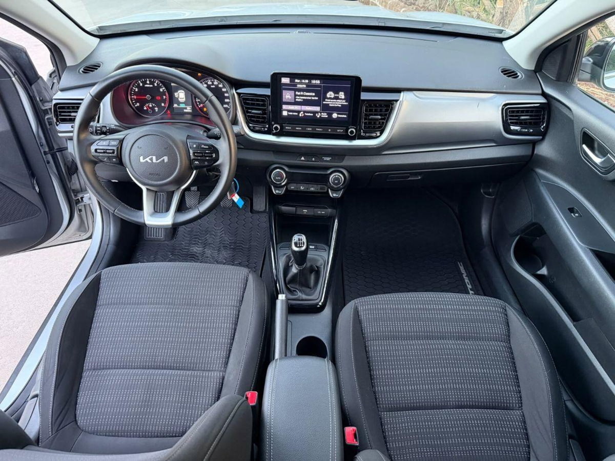 Kia Stonic 1.0 T-GDi 100 CV MHEV iMT GT Line (10)