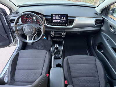 Kia Stonic 1.0 T-GDi 100 CV MHEV iMT GT Line (10)