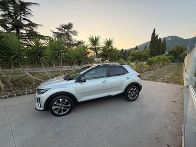 Kia Stonic 1.0 T-GDi 100 CV MHEV iMT GT Line (2)