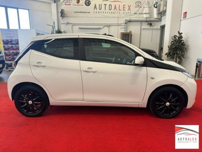 Toyota Aygo 1.0 12V VVT-i 5 porte (13)