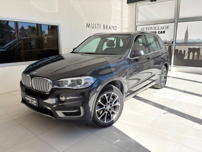 BMW X5 xDrive25d Experience usata