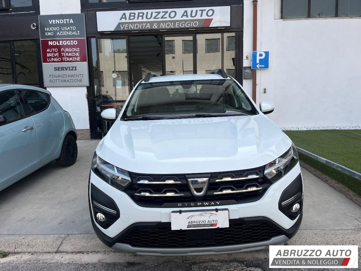 Dacia Sandero Stepway 1.0 TCe 90 CV Comfort (2)