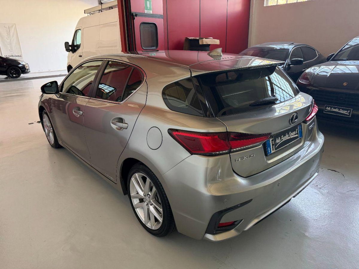Lexus CT Hybrid Executive (12)