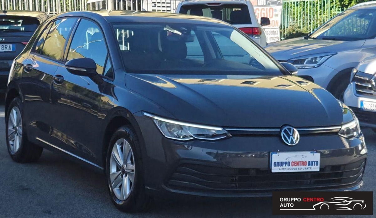 Volkswagen Golf Variant 1.0 eTSI EVO DSG Life (2)