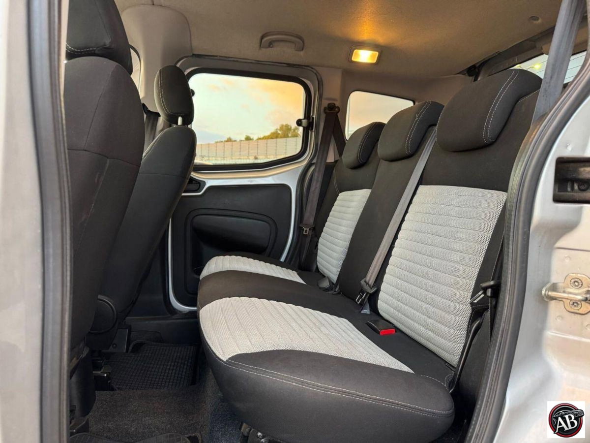 Fiat Qubo 1.3 MJT 80 CV Lounge (10)