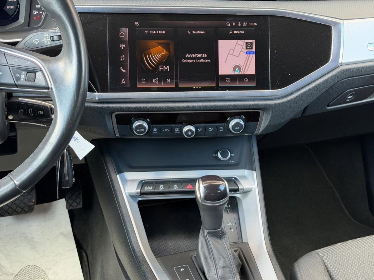 Audi Q3 35 2.0 tdi Business Advanced s-tronic (12)