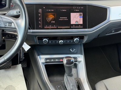 Audi Q3 35 2.0 tdi Business Advanced s-tronic (12)