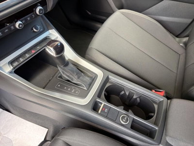 Audi Q3 35 2.0 tdi Business Advanced s-tronic (14)