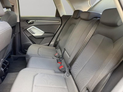 Audi Q3 35 2.0 tdi Business Advanced s-tronic (16)