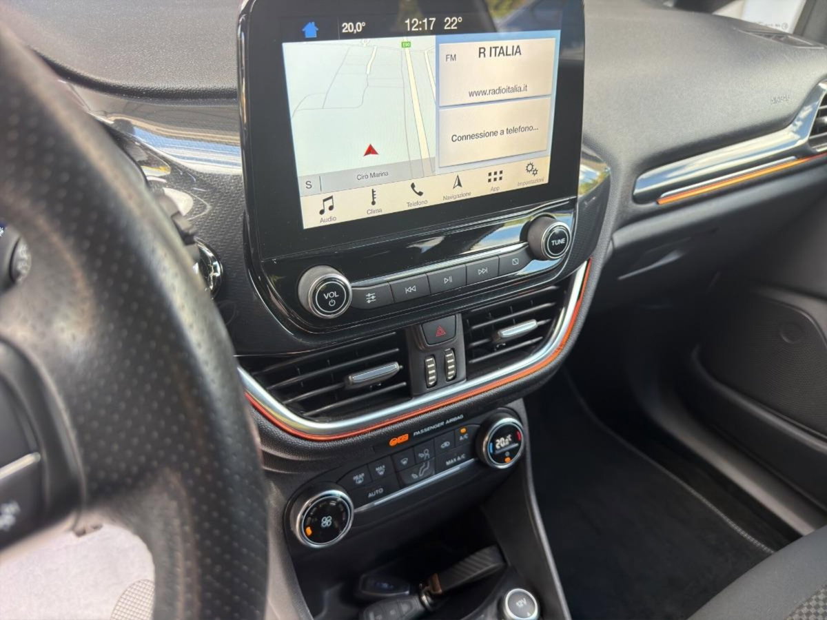 Ford Fiesta 1.0 EcoBoost 100CV 3 porte ST-Line (10)