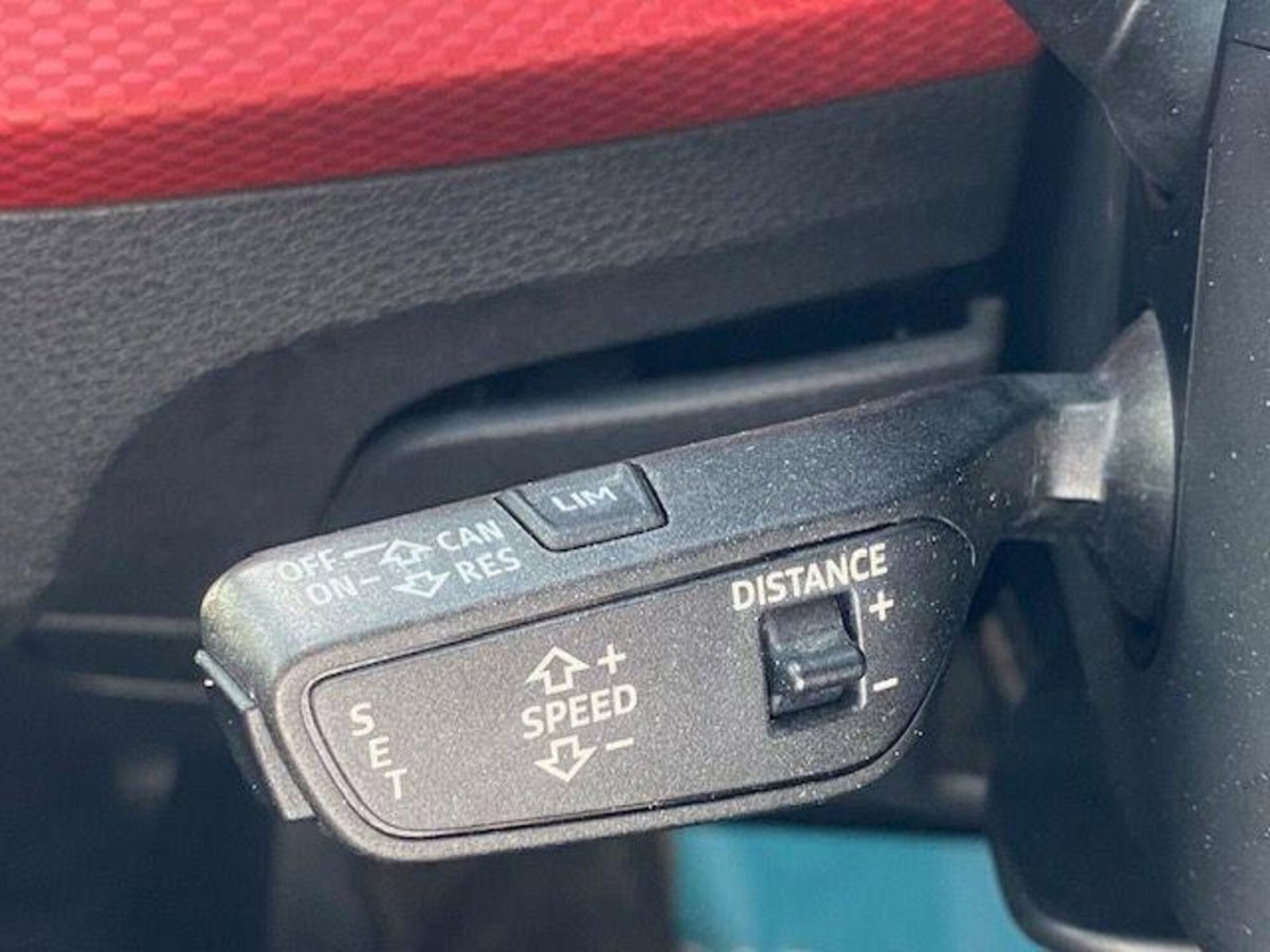 Audi Q2 Q2 1.6 TDI S tronic Design (8)