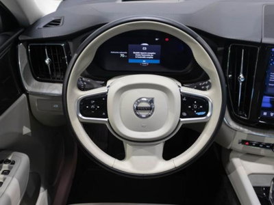 Volvo XC60 B4 automatico Core (12)