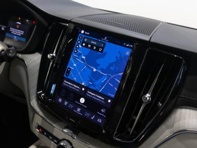 Volvo XC60 B4 automatico Core (14)