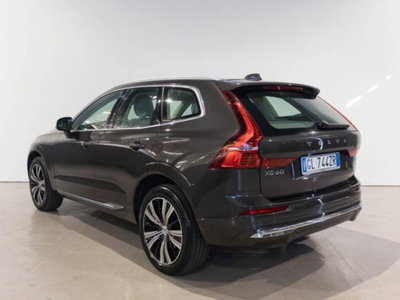 Volvo XC60 B4 automatico Core (3)