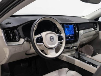 Volvo XC60 B4 automatico Core (9)