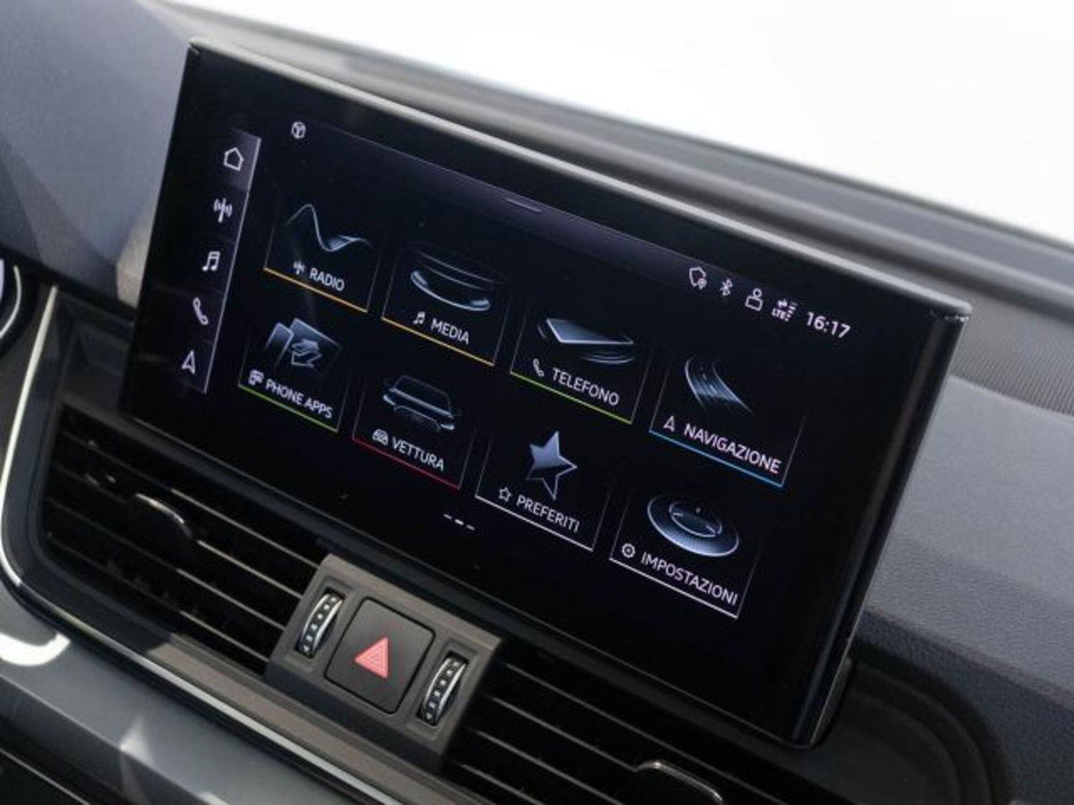 Audi Q5 40 2.0 tdi mhev 12V Identity Black quattro s-tronic (14)
