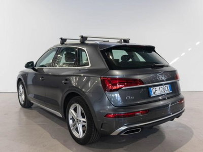 Audi Q5 40 2.0 tdi mhev 12V Identity Black quattro s-tronic (2)