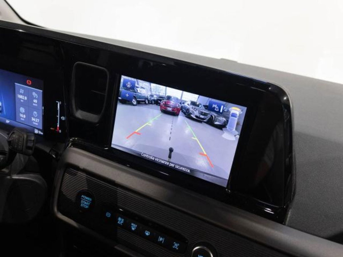 Ford Tourneo Courier 1.0 EcoBoost 100 CV Plus (15)