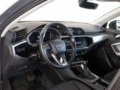 Audi Q3 35 TDI Business (4)