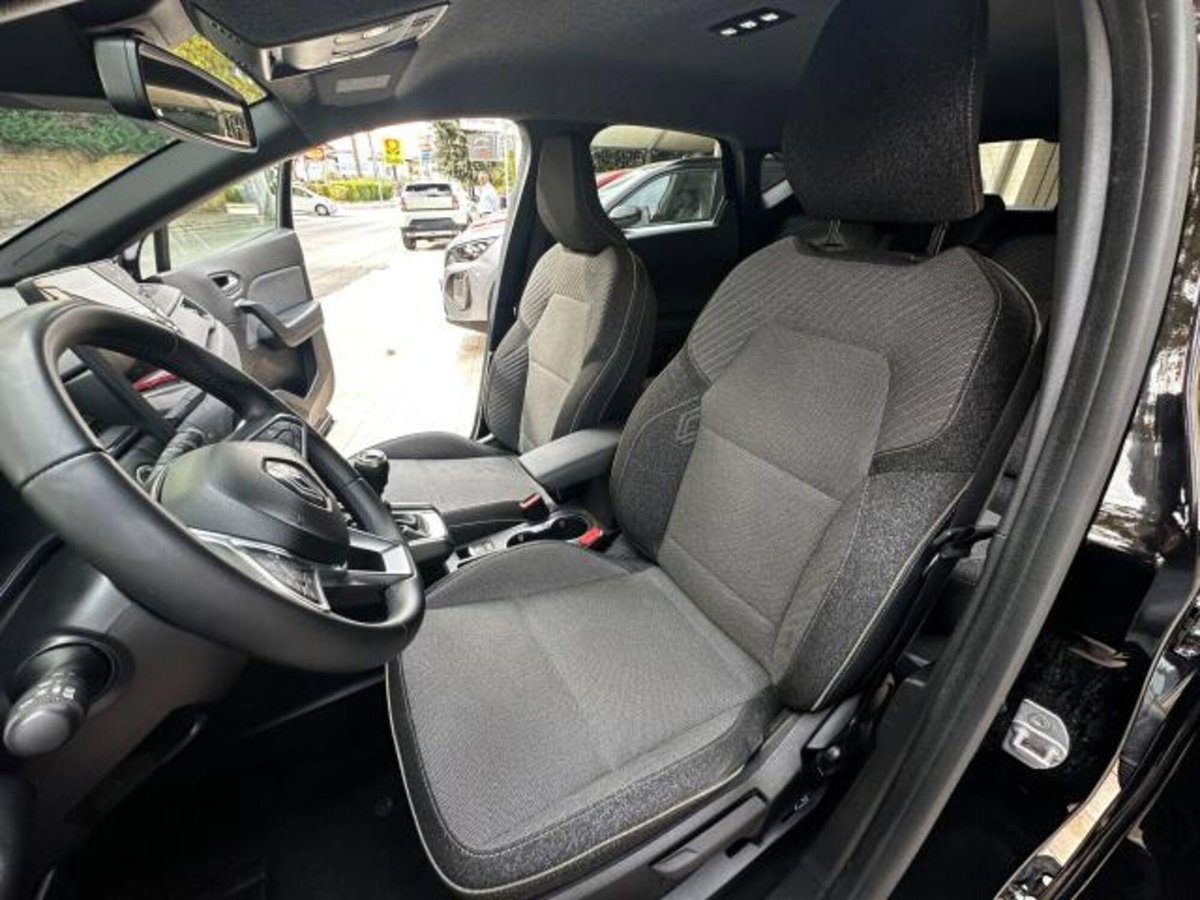 Renault Captur TCe 90 CV Techno (13)