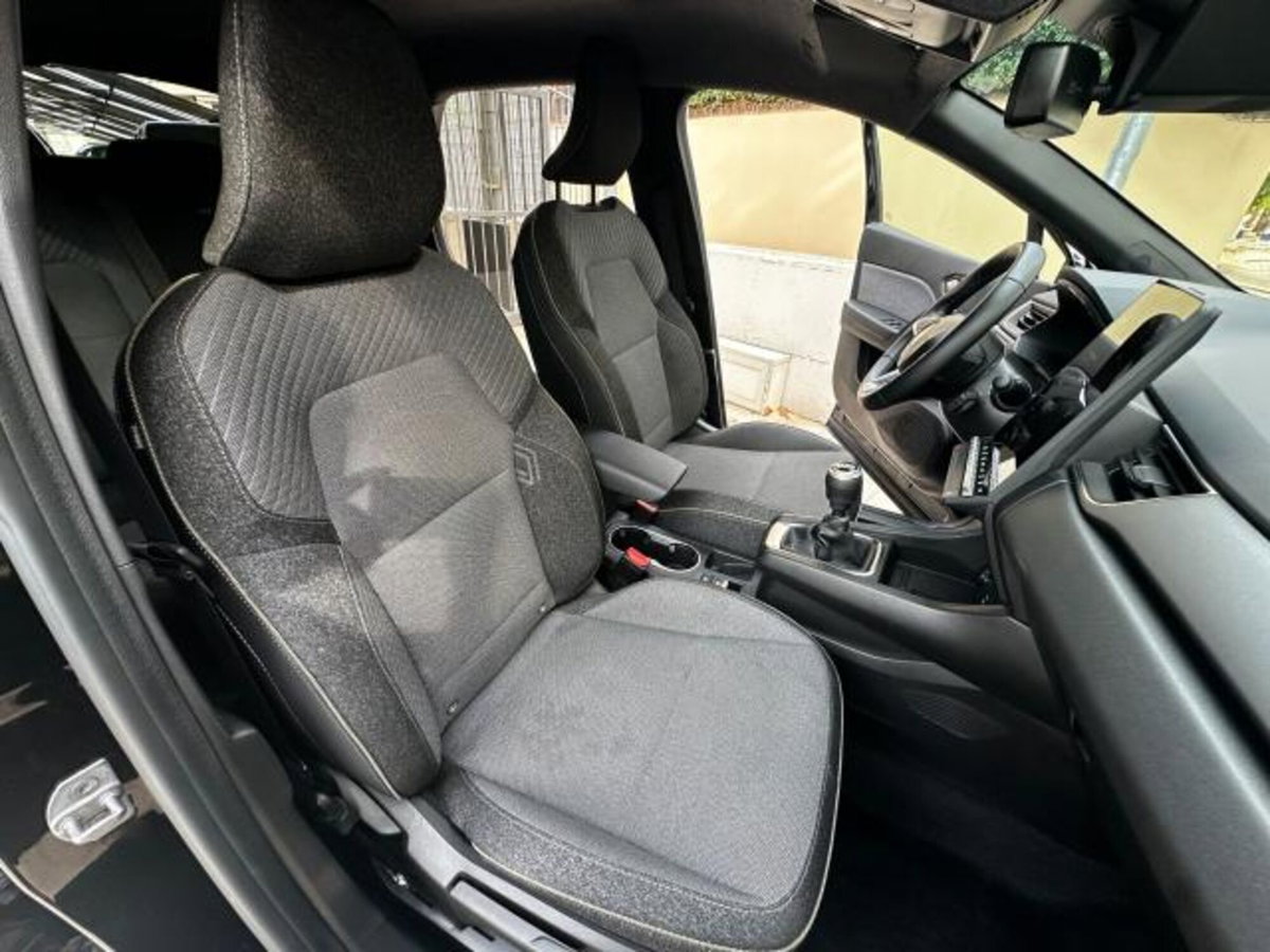 Renault Captur TCe 90 CV Techno (14)