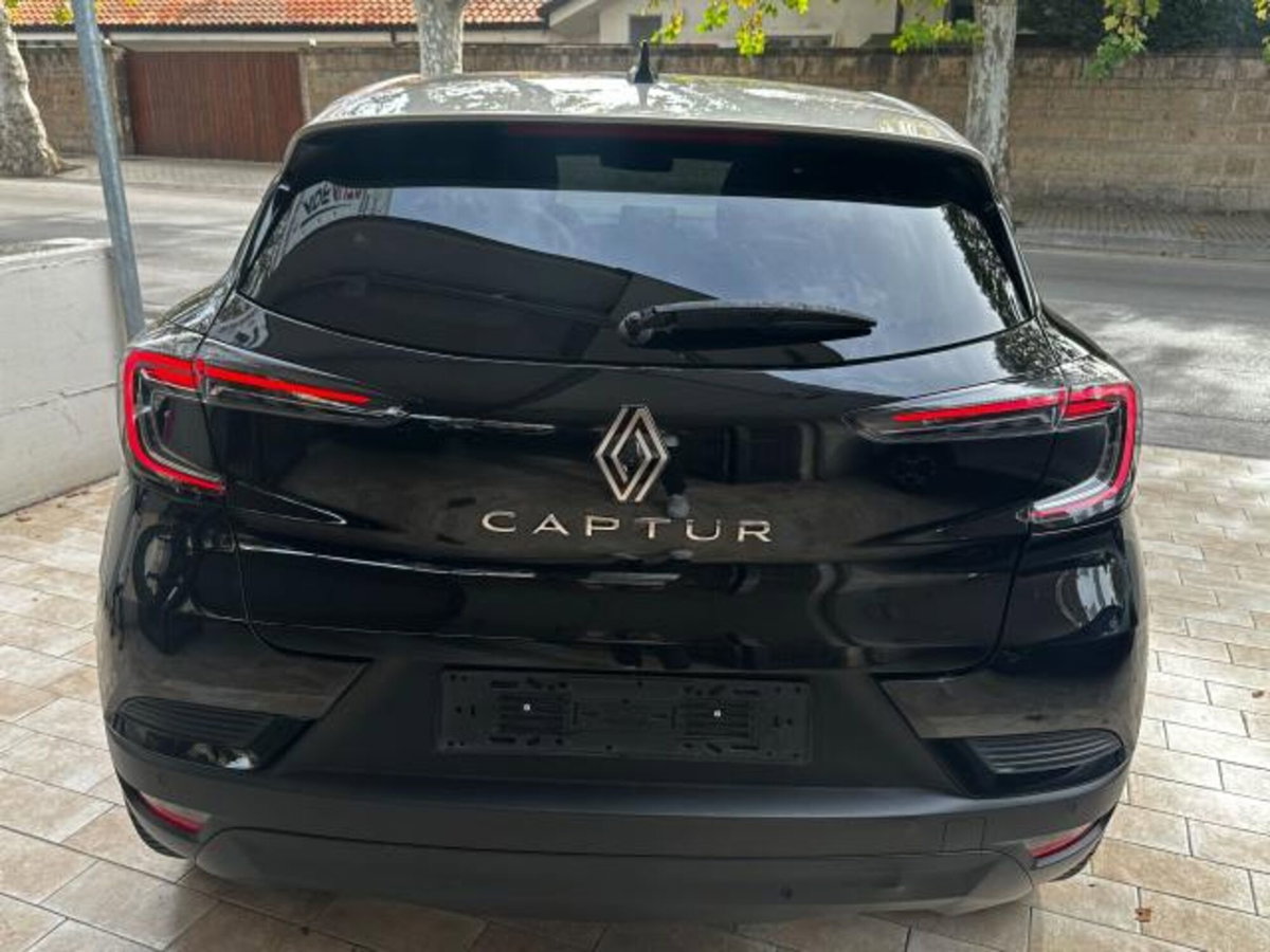 Renault Captur TCe 90 CV Techno (4)