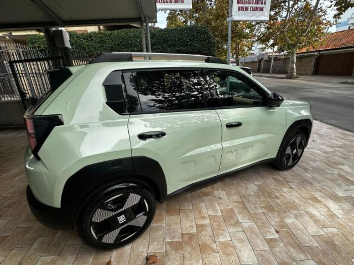 Fiat Grande Panda 1.2 hybrid La Prima 110cv edct (7)