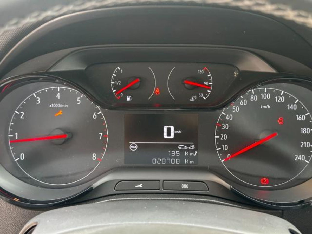 Opel Crossland X 1.2 12V (16)