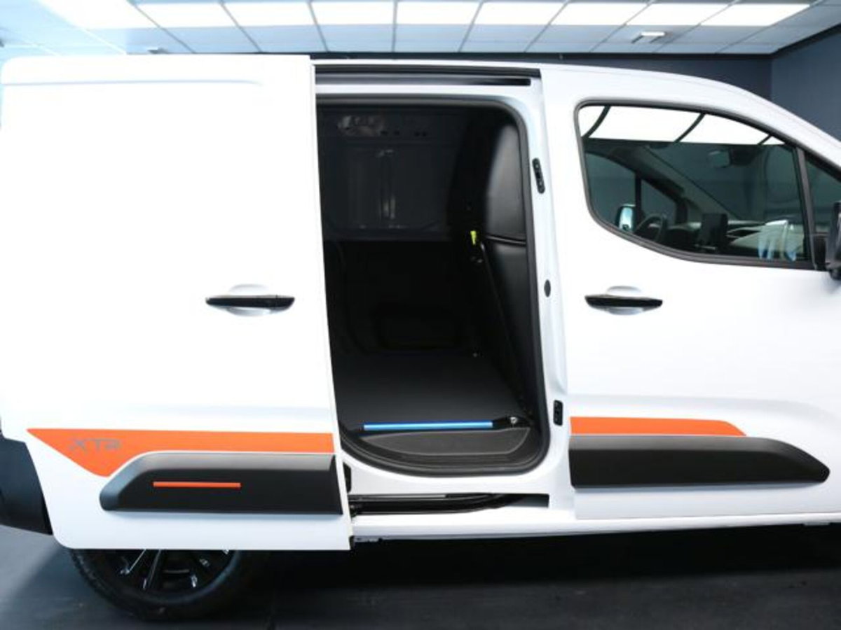 Citroen Berlingo Furgone van M 1.5 bluehdi 100cv S&S Serie Speciale XTR (8)
