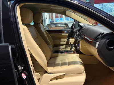 Volkswagen Touareg R5 TDI DPF Exclusive (14)