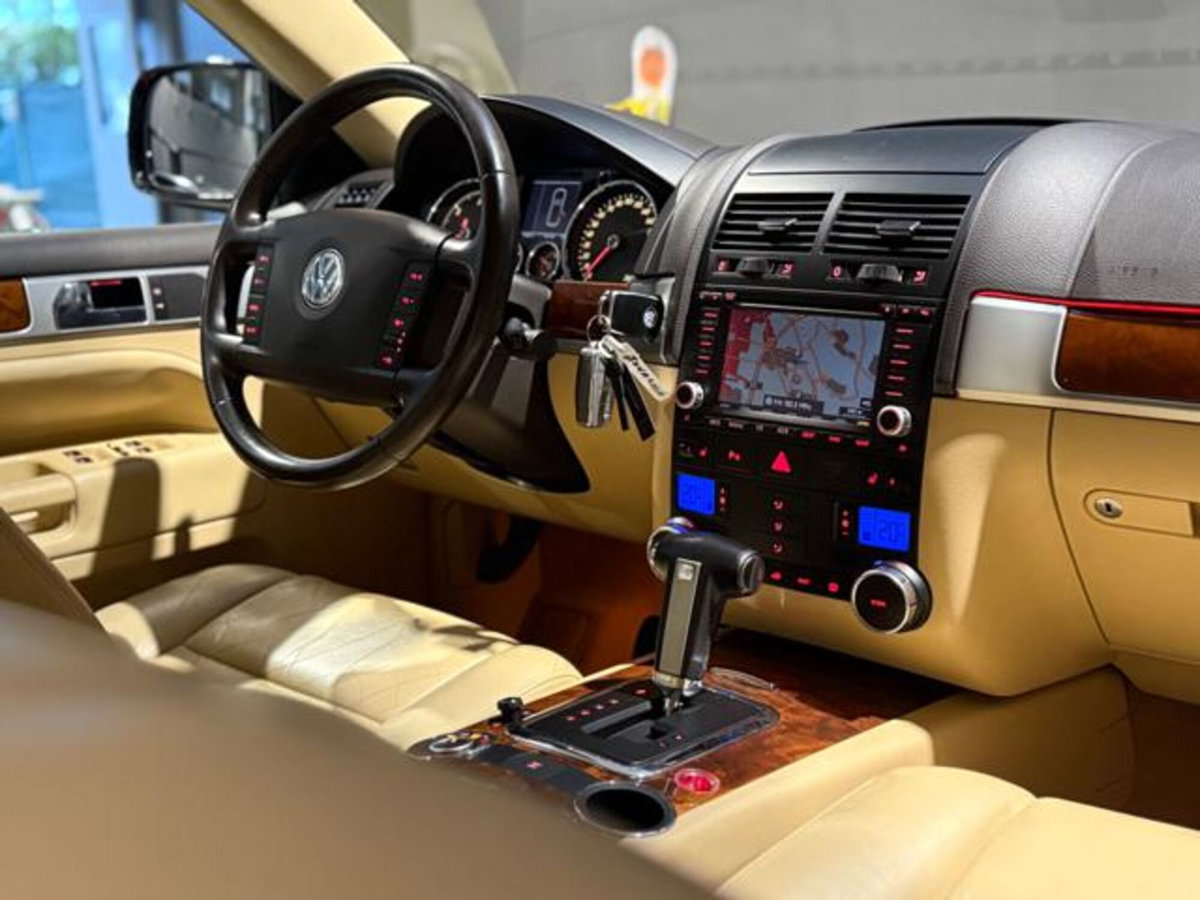 Volkswagen Touareg R5 TDI DPF Exclusive (16)
