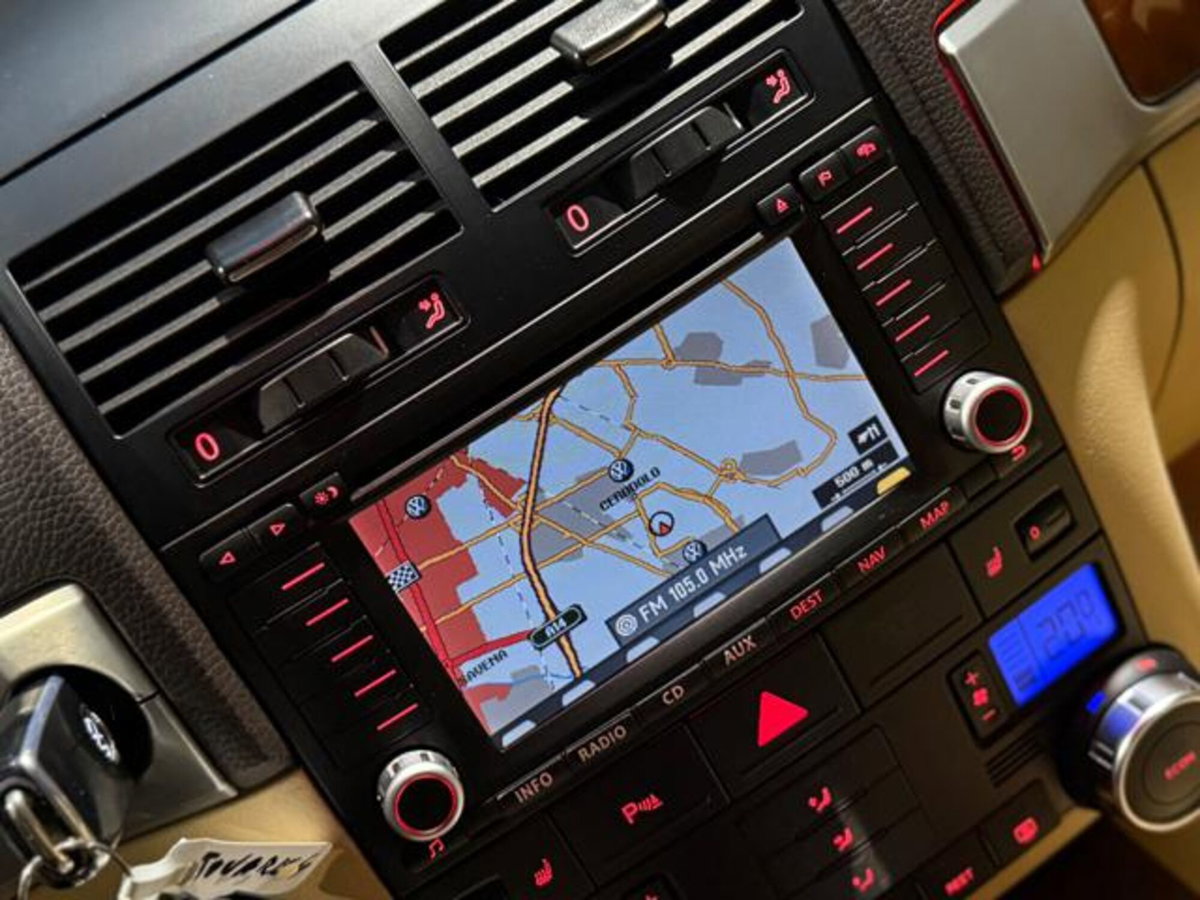 Volkswagen Touareg R5 TDI DPF Exclusive (18)