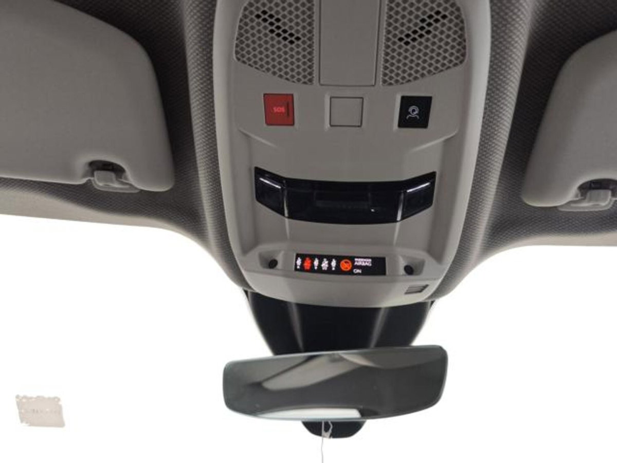 Jeep Avenger 1.2 turbo Summit fwd 100cv (17)