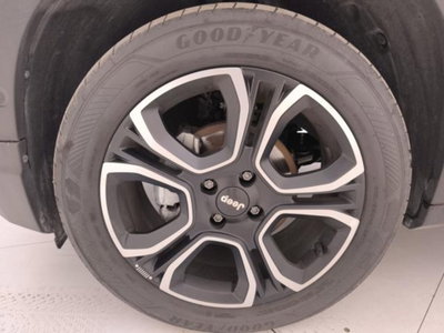 Jeep Avenger 1.2 turbo Summit fwd 100cv (9)