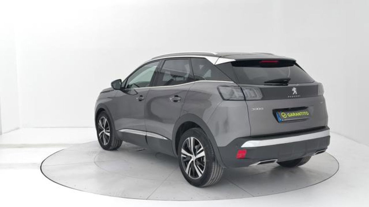 Peugeot 3008 BlueHDi 130 S&S EAT8 GT (3)