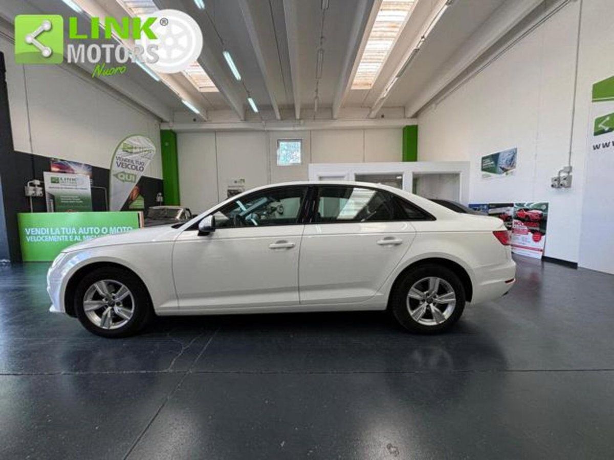Audi A4 2.0 TDI 122 CV (3)