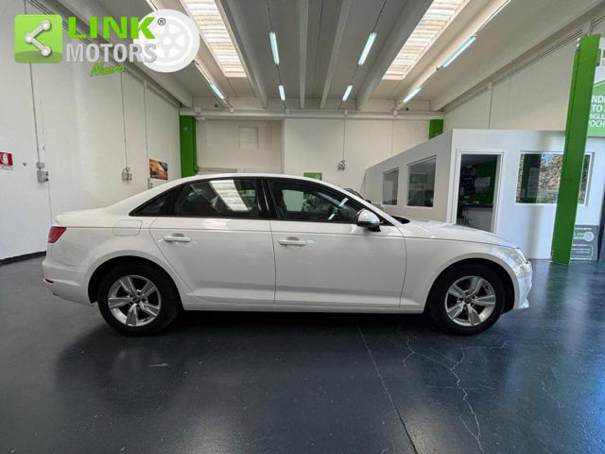 Audi A4 2.0 TDI 122 CV (5)