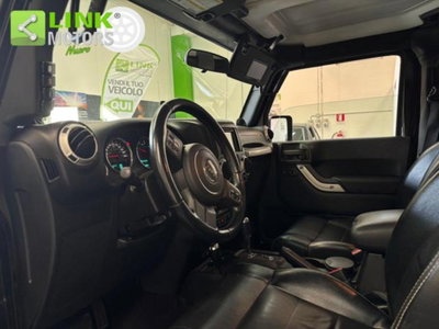 Jeep Wrangler 2.8 CRD DPF Sahara (12)